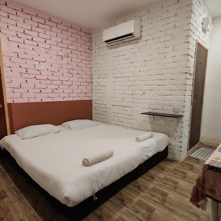 Maleeq Hotel @ Meru อิโปห์ ภายนอก รูปภาพ