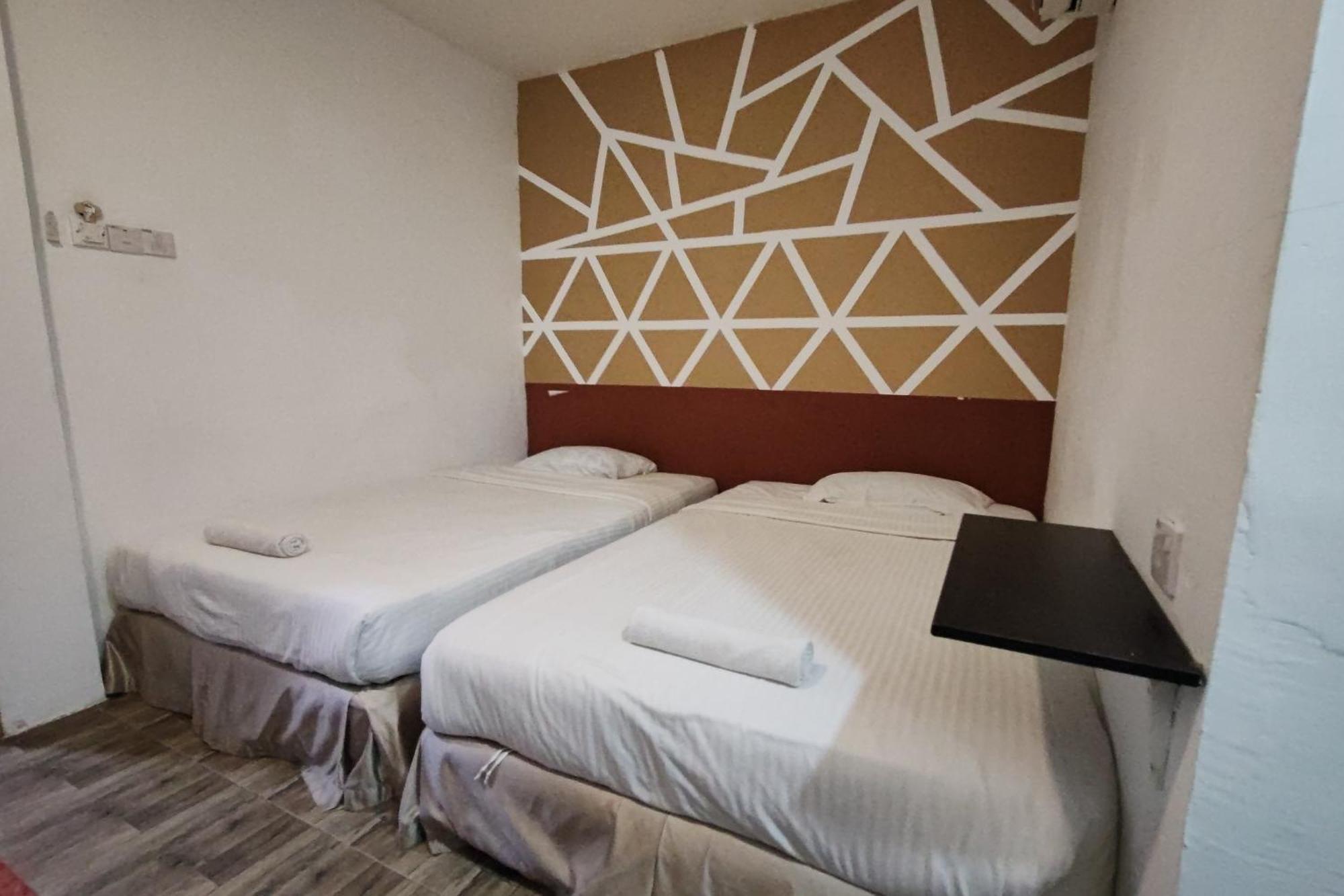 Maleeq Hotel @ Meru อิโปห์ ภายนอก รูปภาพ