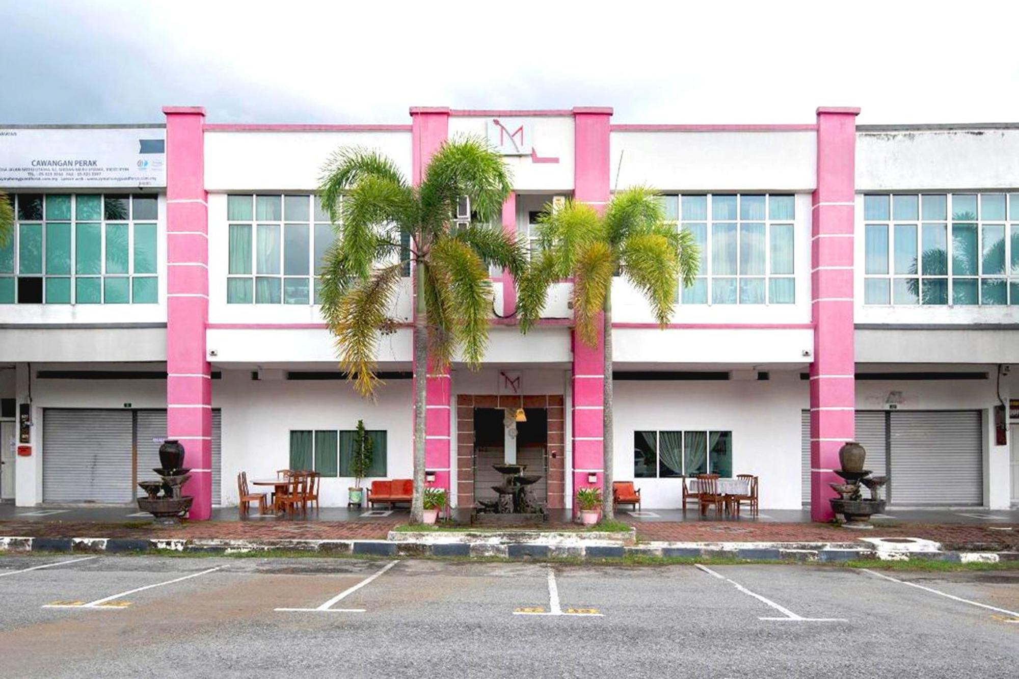 Maleeq Hotel @ Meru อิโปห์ ภายนอก รูปภาพ